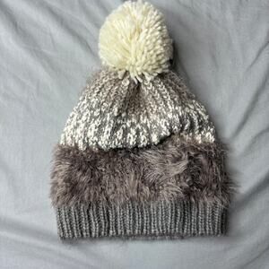 2/$10 Falls Creek Gray and Cream Knit Beanie